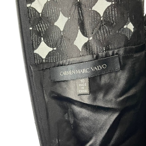 CARMEN MARC VALVO BLACK LATTICE DOT APPLIQUE CRYSTAL SLEEVELESS SHEATH DRESS - Picture 13 of 15